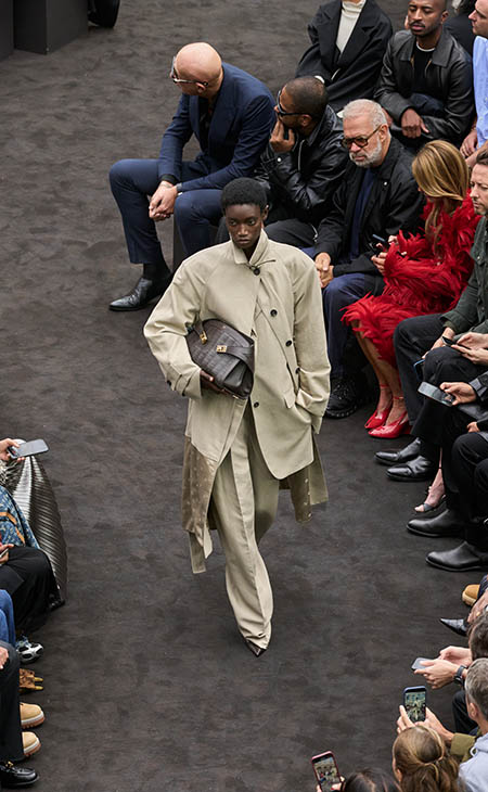 "الانطباع الأول" حملة فيراغامو لموسم ربيع وصيف 2026